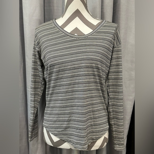 Athleta long‎ sleeve top